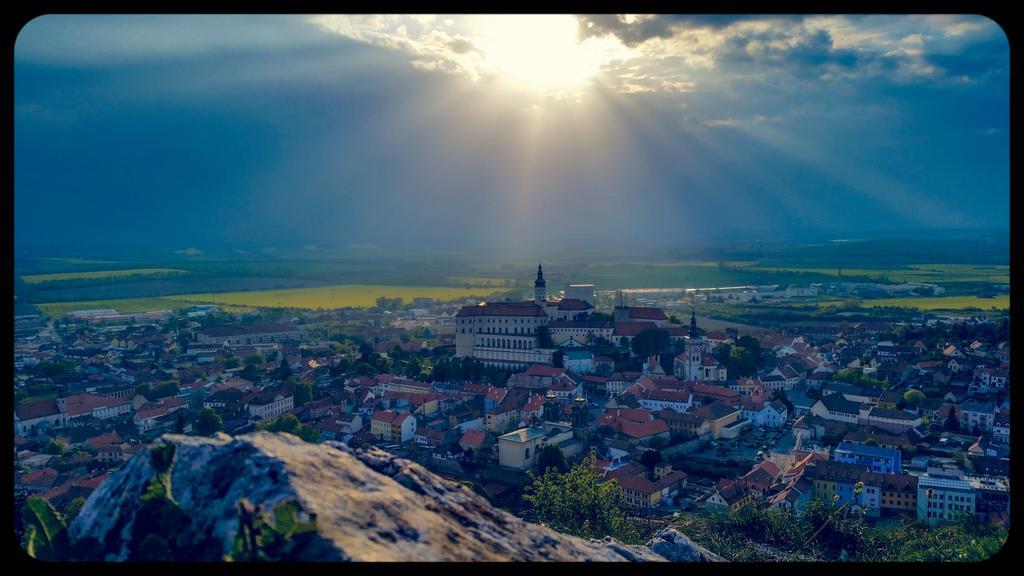 Apartman A Ubytovani U Machu Mikulov Eksteriør billede